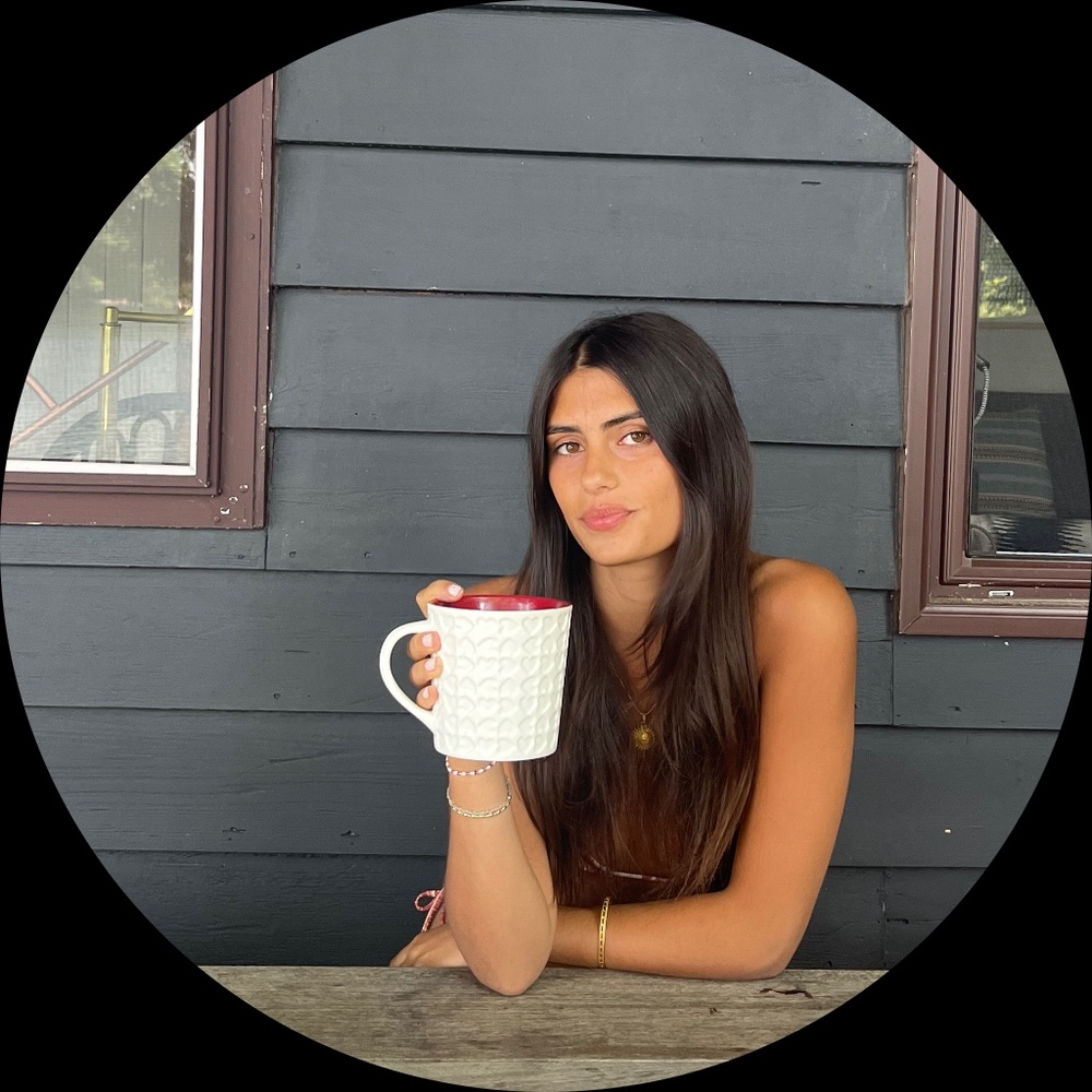 Meet your Posher, Lucia